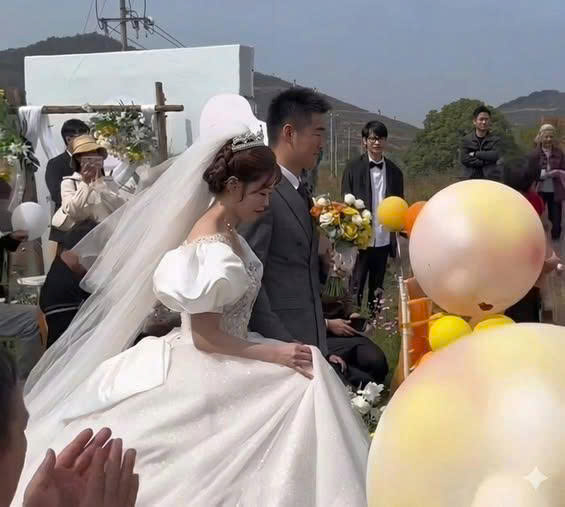 Không thể tin nổi, vợ cũ tái hôn với tài xế của tôi nhưng thân phận thật của anh ta mới làm tôi bàng hoàng lẫn xấu hổ